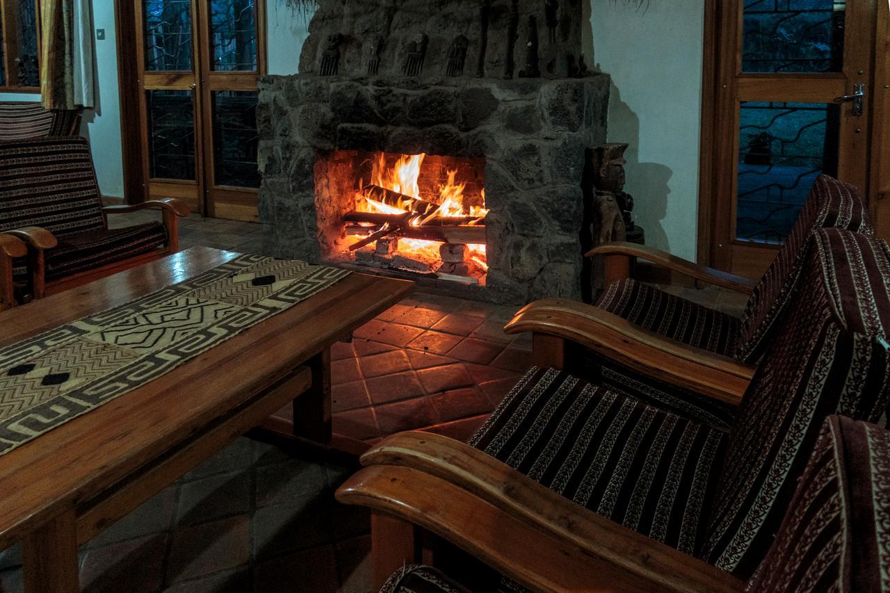 Travellers Rest Hotel Kisoro Екстериор снимка